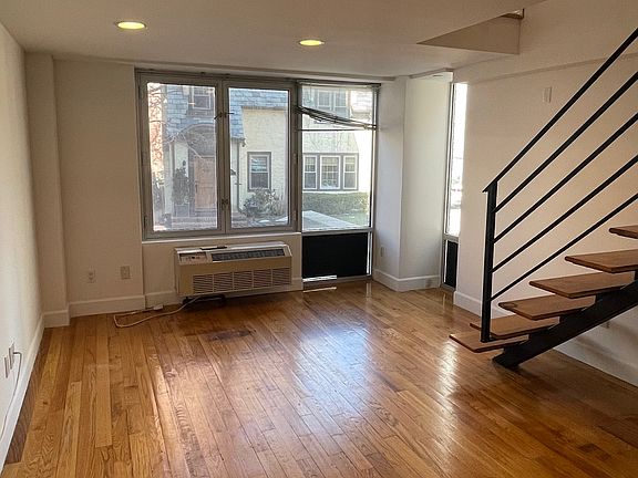 4th image of 8285 116th St APT 2A
