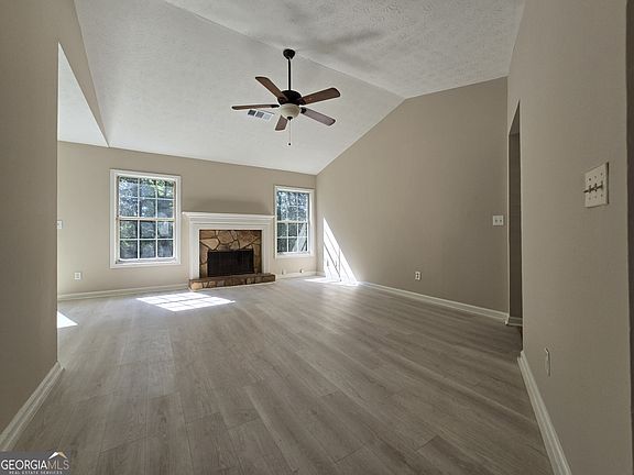 4th image of 114 Taylor Knoll Way
