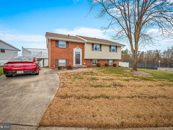 550 Lanny Ct, Millersville, MD 21108