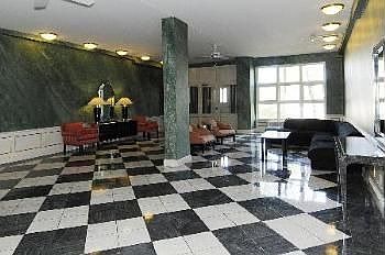 2nd image of 5 Roosevelt Pl #C003k-311