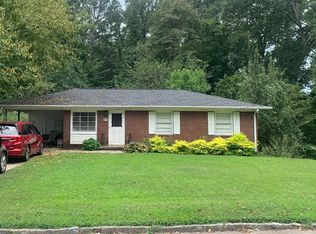 1016 Greenbriar Cir, Decatur, GA 30033