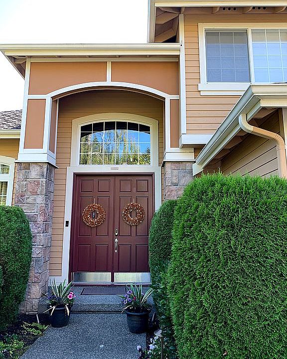 2nd image of 20521 NE 22nd Ct