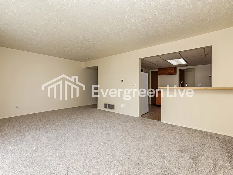 9722 Nettleton Park — Photo 5