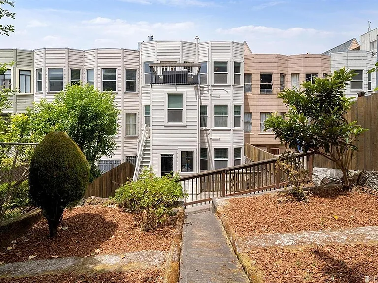 1247 Jackson St #1247 — Photo 30