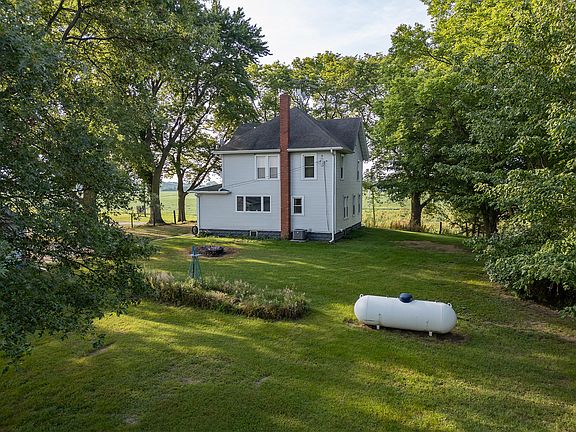 5th image of 27242 E 2900th St