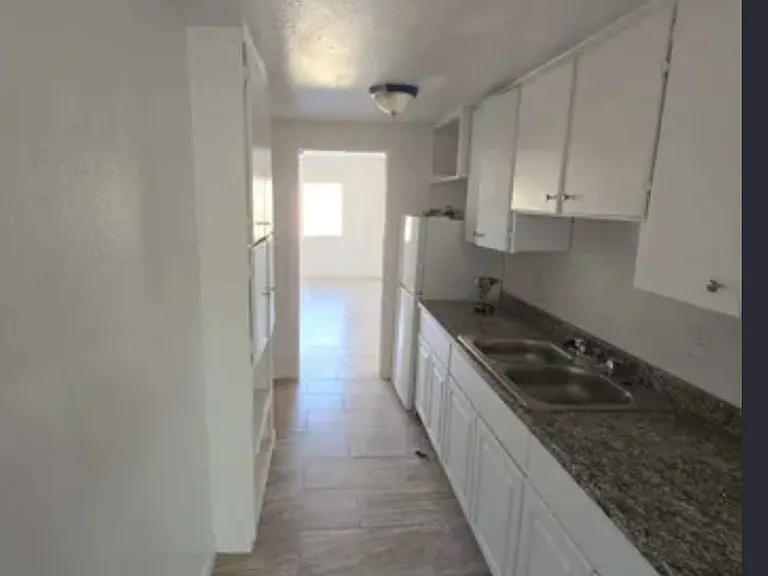 7766 N Star Ave #B — Photo 3