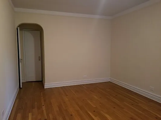 Rented by Max & Associates Realty Corp | media 15