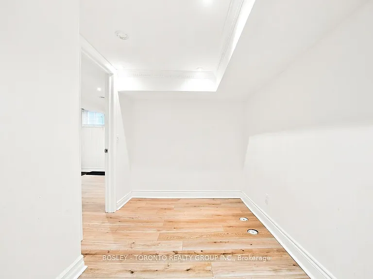 3 Timgren Dr #LOWER — Photo 17