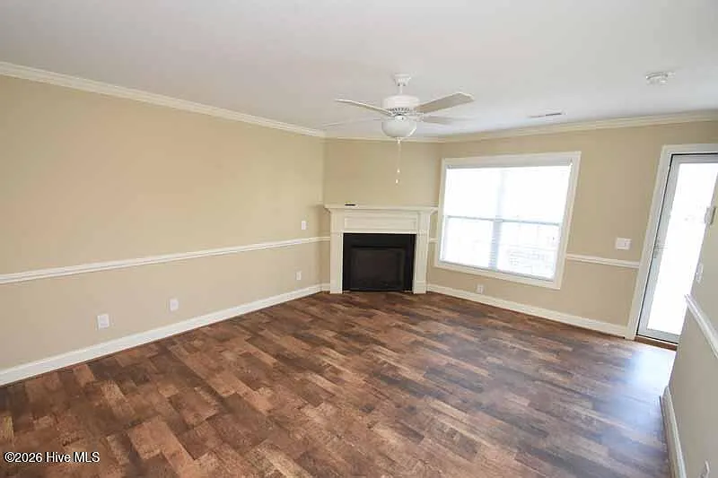 Building Photo - 128 Chandler Dr #C