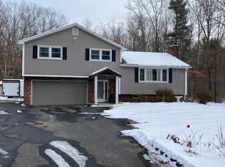 25 Golden Oaks Dr, Salem, NH 03079