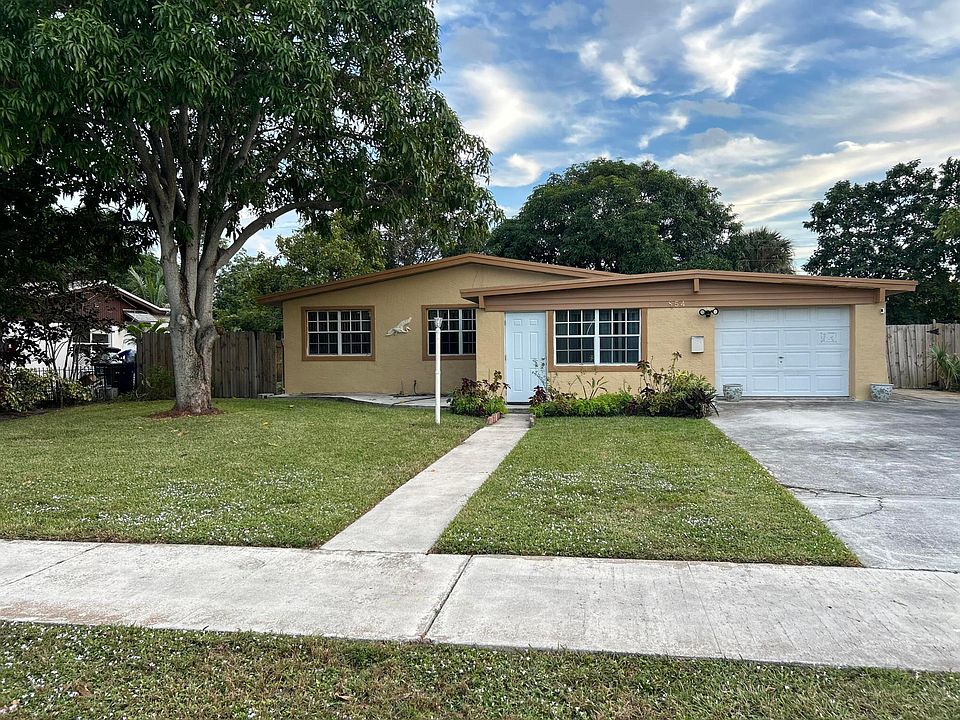 1st image of 854 W Kalmia Drive