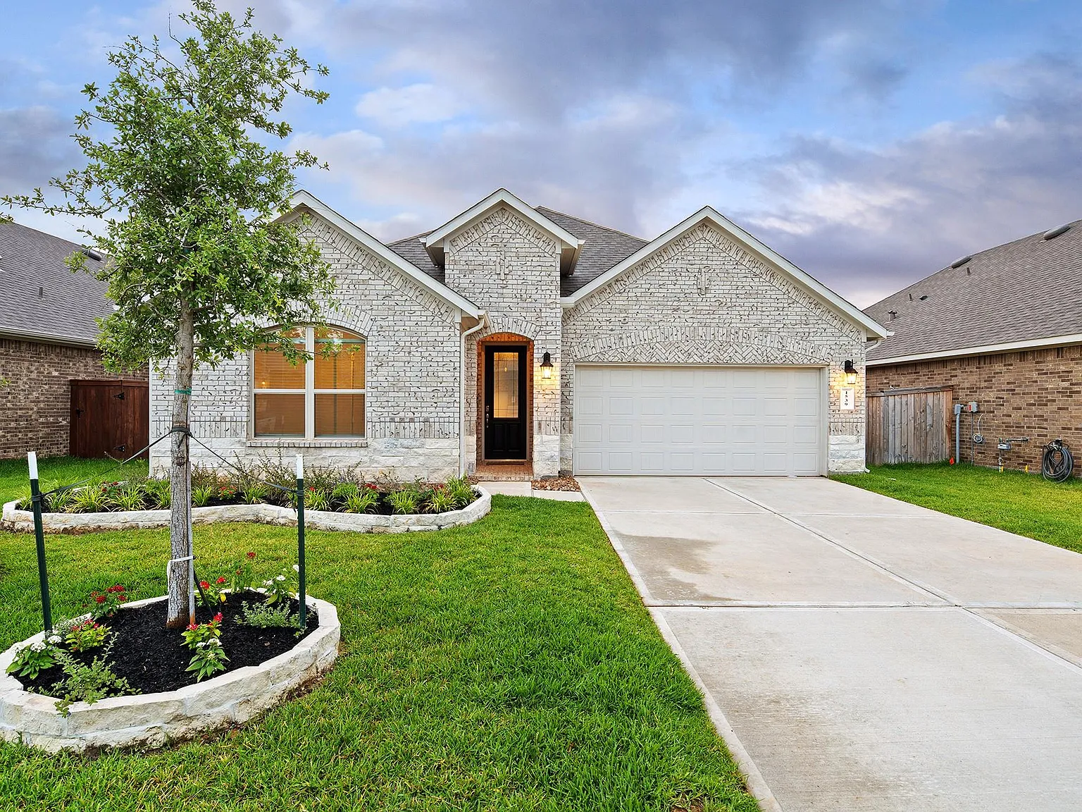3 bed, 2.5 bath, 2062 sqft, $2,500 — Photo 3
