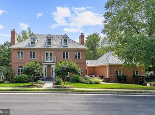 1621 Maddux Ln, Mc Lean, VA 22101