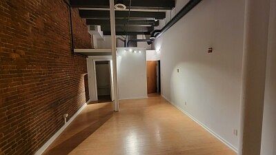 5th image of 254 Friend St #1X