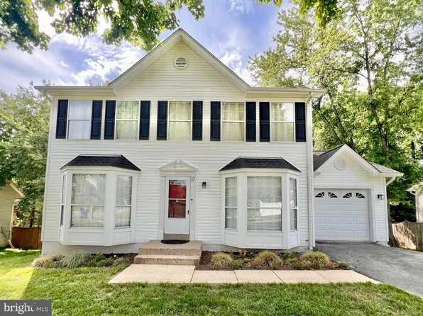 22 Tanterra Dr, Stafford, VA 22556