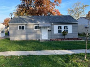 1993 Rookwood Rd, Cleveland, OH 44112