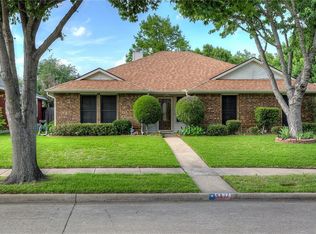 4837 Crestpoint Ln, Garland, TX 75043
