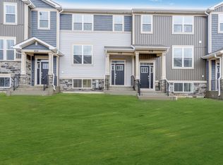 416 Red Oak Cir, Volo, IL