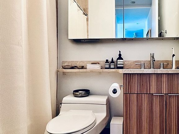 4th image of 393 W 49th St APT 7K