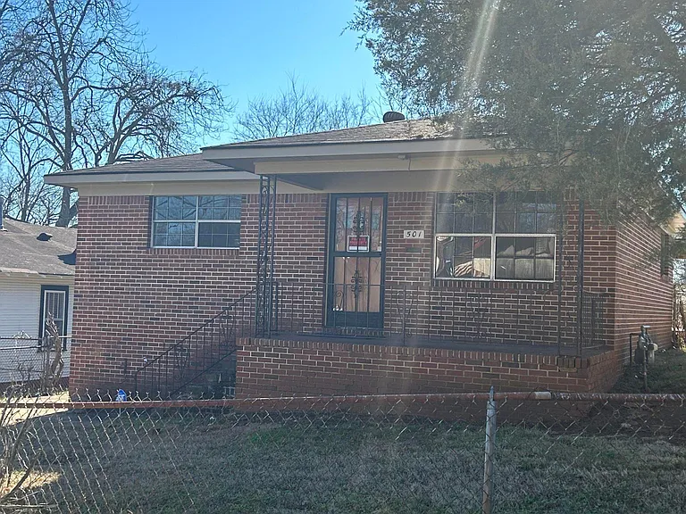 501 Jerry Coleman St — Photo 1