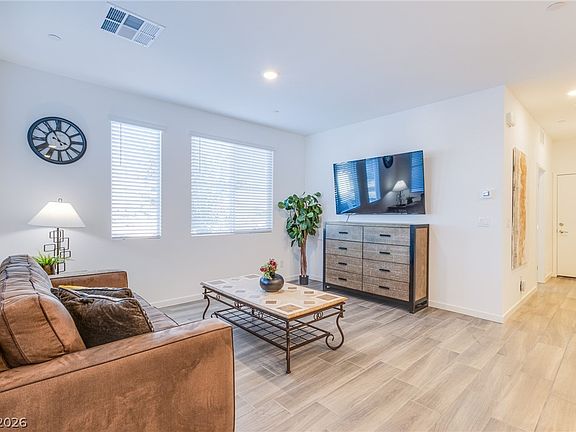 5th image of 145 Aqua Commons Ln
