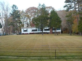 180 NW Melodybrook Cir, Woodleaf, NC 27054