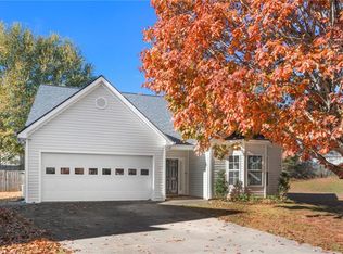 826 Hampton Way, Canton, GA 30115