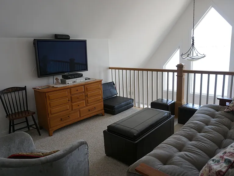 12 Westover Ln — Photo 44