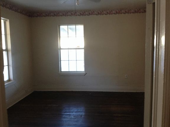 4th image of 913 Hancock Ave