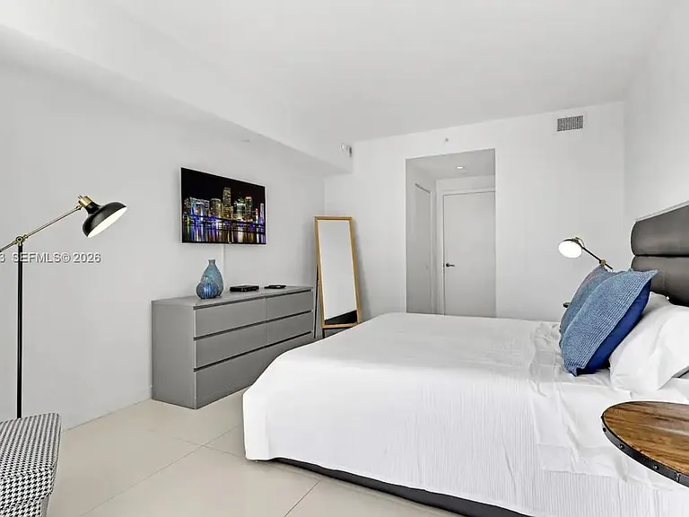 501 NE 31st St #1607 — Photo 9