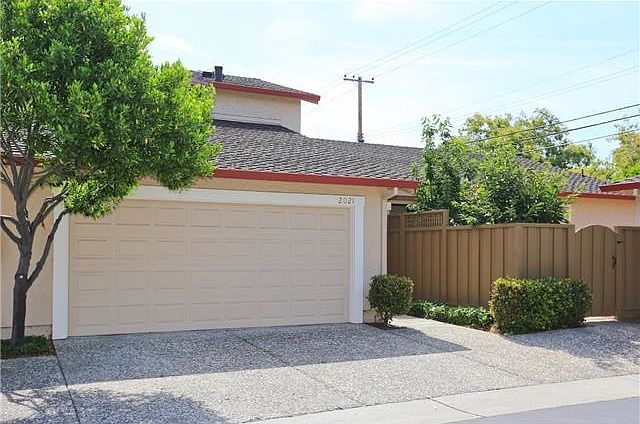 Townhouse Front