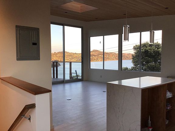 4th image of 306 Richardson Dr