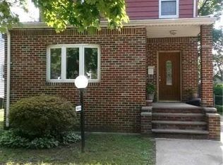 10028 205th Pl, Hollis, NY 11423