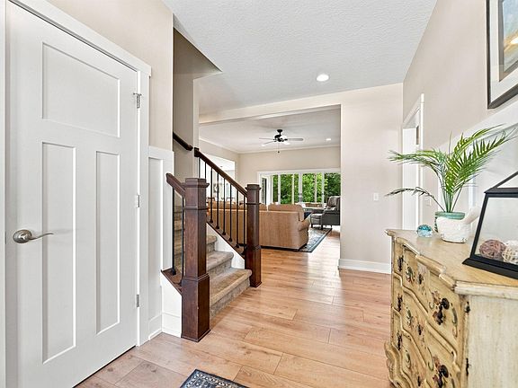 5th image of 5983 Liam Ln