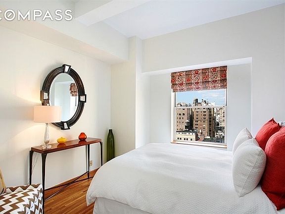 4th image of 40-44 E 61st St #16B