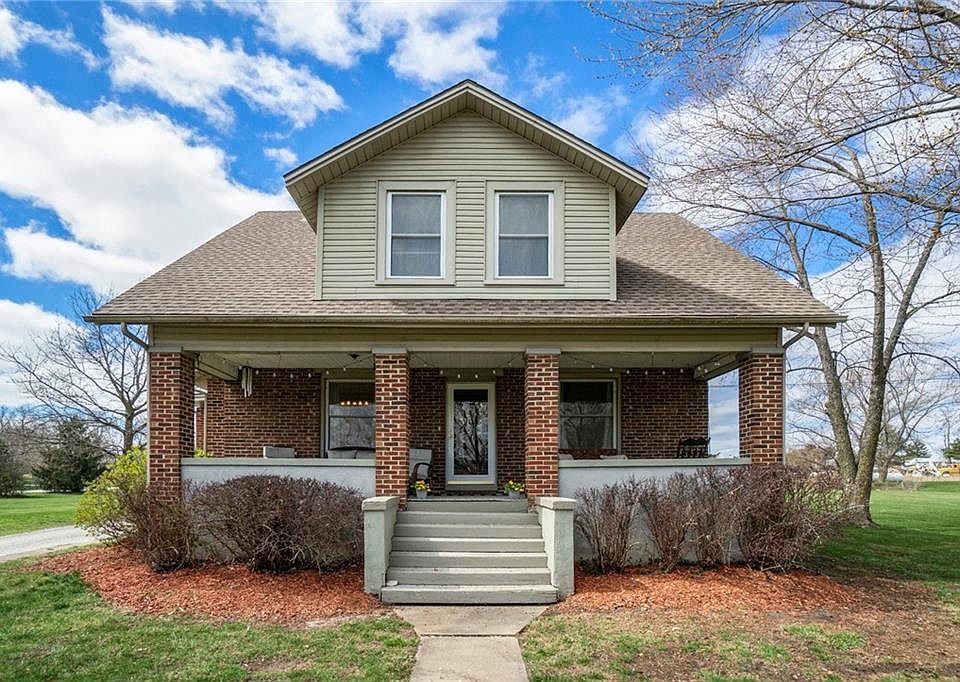 805 N Main St, Braymer, MO 64624 Zillow