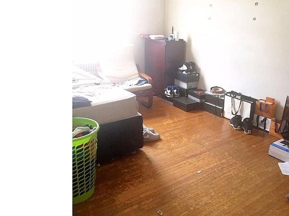 5th image of 3132 Englewood St