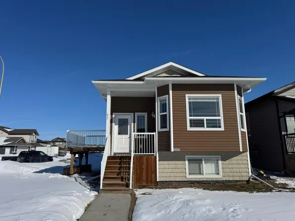 8466 S 102nd Ave, Grande Prairie, AB T8X 0N7