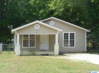 421 11th Ave SW, Decatur, AL 35601