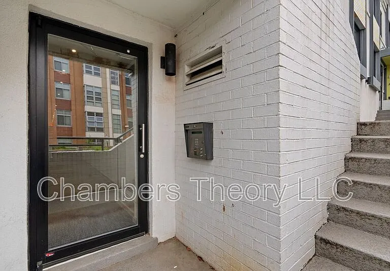 2422 17th St NW #104 — Photo 23