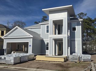 2092 Manor Parc Dr, Calabash, NC 28467