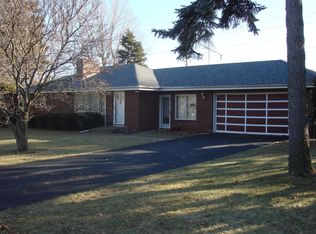 500 Hillside Rd, Joliet, IL 60433