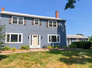 70 Chamberlain Rd, Westford, MA 01886