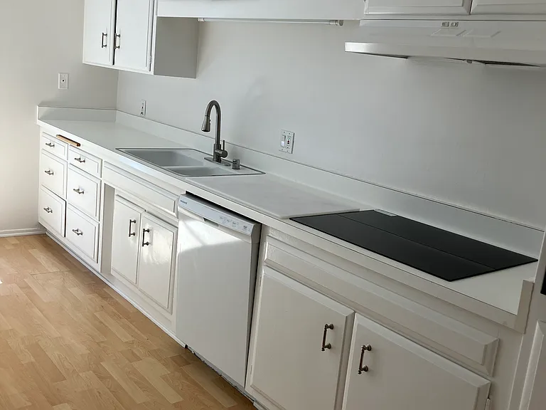 2020 Idaho Ave — Photo 20