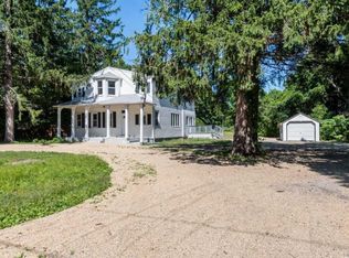 201 Richmond Ave, Medford, NY 11763