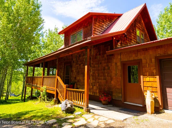 2122 Steelhead Dr, Tetonia, ID 83452