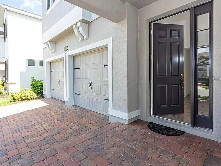 15395 Southern Martin St — Photo 2