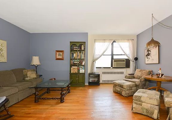 2nd image of 25-34 Union St APT 6B