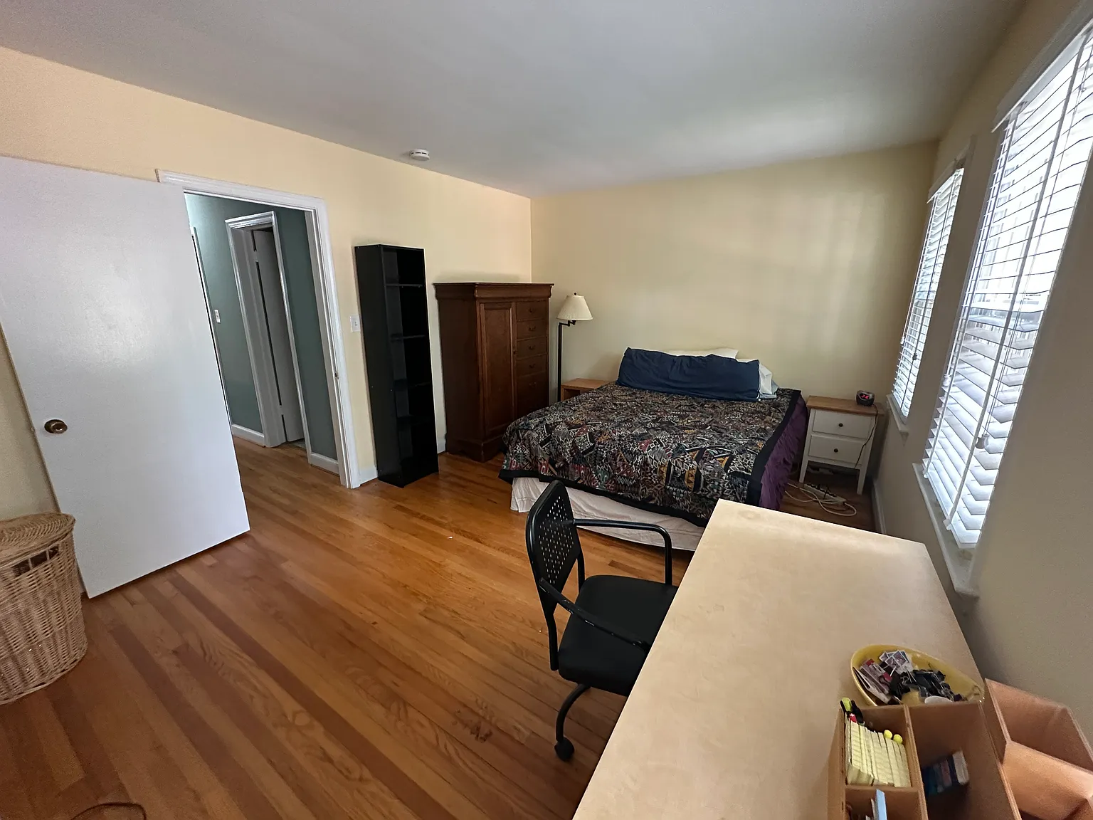 2 bed, 1000 sqft, $2,895 — Photo 3