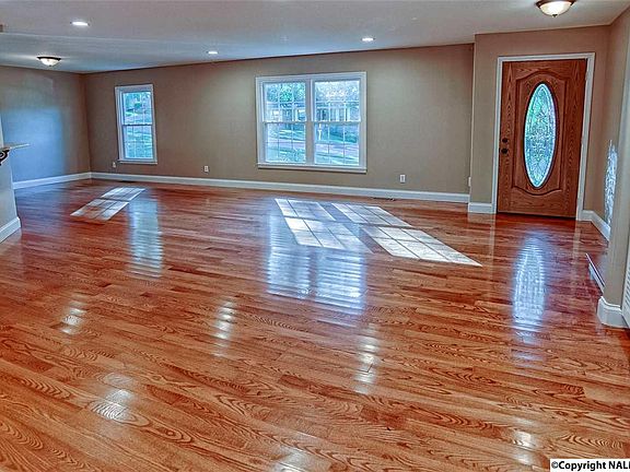 4th image of 2525 Willena Dr SE